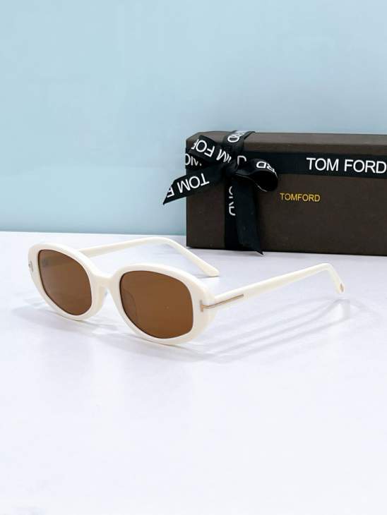 Picture of Tom Ford Sunglasses _SKUfw79566485fw